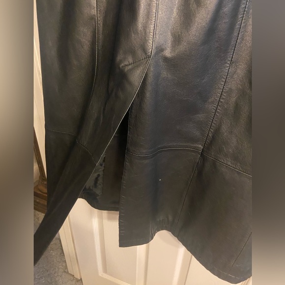 OUTBROOK 100% Leather Vintage Long Light Padded Shoulder Fully Lined Women Coat - Picture 4 of 11